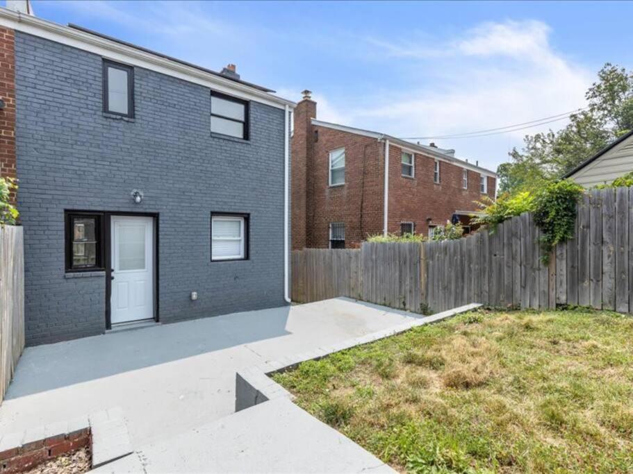 Quaint 3/2.5 Home In Fort Dupont วอชิงตัน ภายนอก รูปภาพ