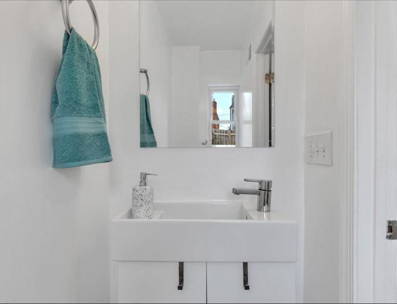 Quaint 3/2.5 Home In Fort Dupont วอชิงตัน ภายนอก รูปภาพ
